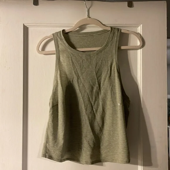 Mesh Moss Green Lululemon Tank - Picture 3 of 4